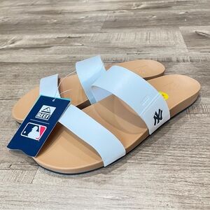 NEW Reef MLB NY Yankees Cushion Comfort Sandals Women Size‎ 11 Slip On Slides